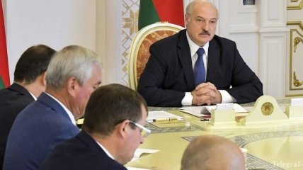 "Мне кажется, что у этих господ бревно в глазу": Лукашенко ответил на критику Запада