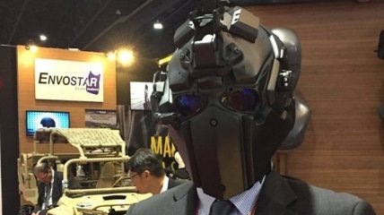 Разработан уникальный защитный шлем для "солдат будущего"