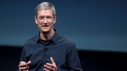 Глава Apple Тим Кук назван самым влиятельным геем в США
