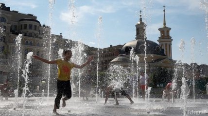 Запад накроют дожди, а на востоке воздух прогреется до +34°: погода на 23 июня