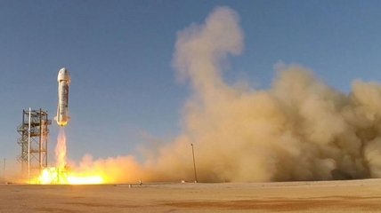 Blue Origin в пятый раз успешно посадила многоразовую ракету (Видео)