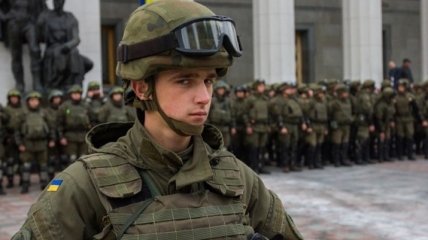 Завтра улицы Киева будут охранять более 2000 копов и военных