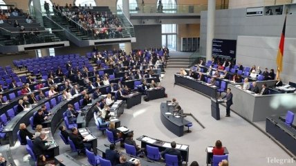 Порошенко отреагировал на решение создать Федеральное правительство в Германии