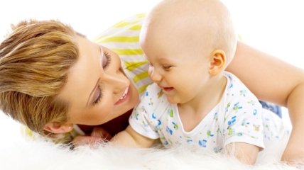 Массаж для новорожденных: основные правила и польза