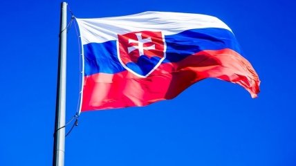 Словаччина відправила Україні гумдопомогу для боротьби з Covid-19