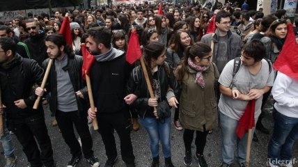 Забастовка в Греции: 40 тысяч людей вышли на улицы Афин