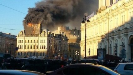 В центре Санкт-Петербурга произошел масштабный пожар