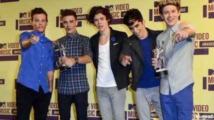 One Direction подписали контракт на $80 млн