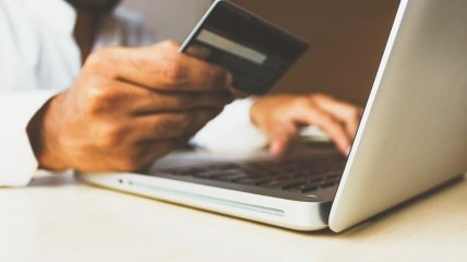 "Сюрпризи" в іноземних онлайн-магазинах: чому заплатити доведеться більше, ніж зазначено на ціннику