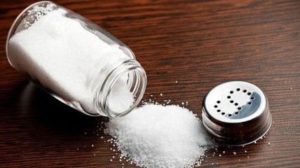 Врачи рассказали, как переизбыток соли вредит вашему организму