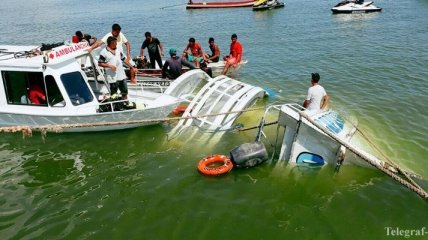 В Бразилии затонул корабль, погибли 22 человека