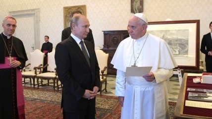 Путин обговорил с Папой Римским ситуацию в Украине, Сирии и Венесуэле