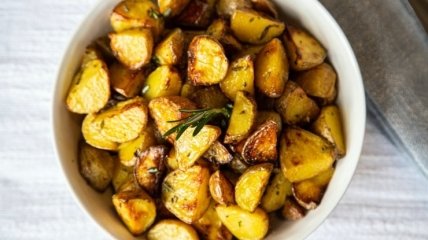 Картофель по-селянски - это просто, вкусно и сытно
