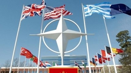 Столтенберг: НАТО продолжит сотрудничество с Украиной
