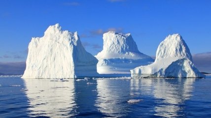 Даже зимой: теплая вода заставляет таять ледники в Гренландии и в холодную пору