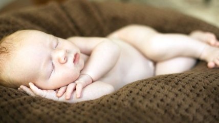Как выбрать матрас в кроватку для новорожденного?