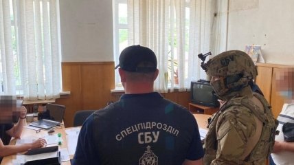 Массовое задержание копов в Харькове: полицейских подозревают в пытках и сборе "дани"