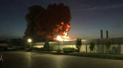 В Белой Церкви горят помещения завода "Биофарма"