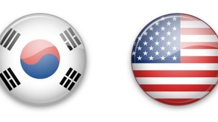Американская авиабаза в Южной Корее окружена