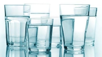 Почему нельзя заставлять себя пить много воды