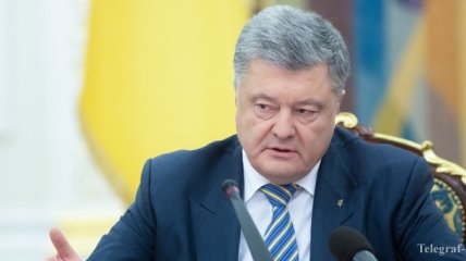 Порошенко поговорил с Помпео 