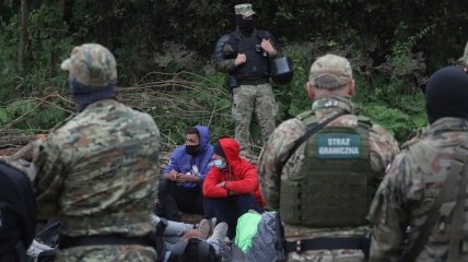 лукашенко продолжает "терроризировать" Европу нелегалами: на "бизнесе" зарабатывают спецслужбы