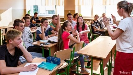 Во Львове во всех учебных заведениях запретили собирать деньги