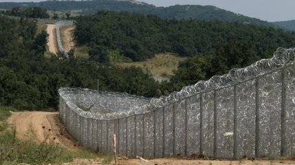 Болгария вскоре закончит строительство забора на границе с Турцией