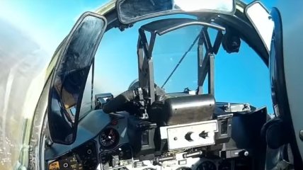 Увидеть глазами пилота: Видео из кабины украинского истребителя