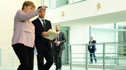 Саммит начинается: Меркель и Зеленский закончили встречу