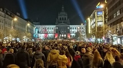 Пражане вышли на улицу против Бабиша