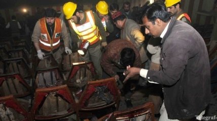В Пакистане террористы взорвали кинотеатр со зрителями, 10 жертв