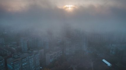 Киев окутает густой туман: видимость 200-500м