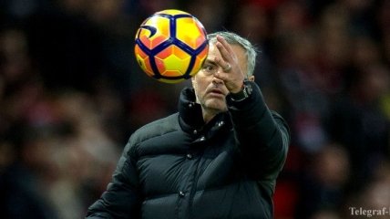 "Манчестер Юнайтед" раздумывает над продлением контракта Моуриньо