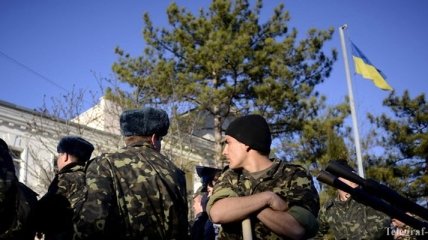 Более 3,3 тысяч военнослужащих выведено из Крыма на материк 