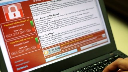 Запустившие вирус WannaCry хакеры смогли обналичить деньги