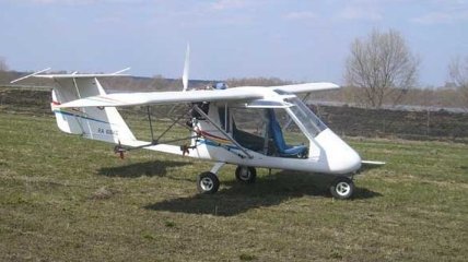 В Днепропетровской области упал двухместный самолет