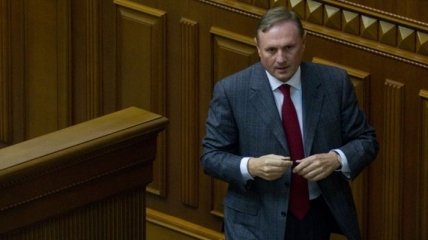 Ефремов приглашает оппозицию Украины на переговоры 