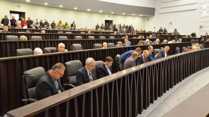 Тернопольский облсовет проведет заседание под стенами Верховной Рады 