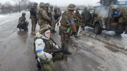 "Азов": Наступление на Заиченко было отвлекающим маневром