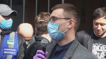 Стерненко заявив, що підозру одному з нападників на нього скасували