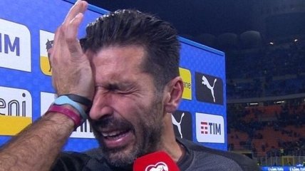 Буффон со слезами на глазах закончил выступления за сборную Италии (Видео)