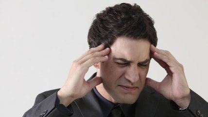 Мигрень приводит к повреждениям головного мозга