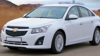 Chevrolet назвал стоимость нового седана Cruze