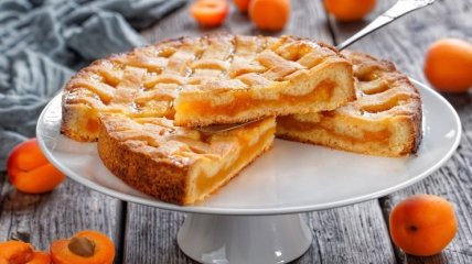 Приголомшливий пиріг з абрикосами