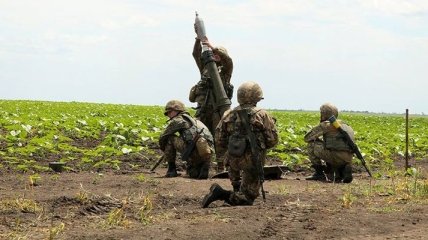 Штаб: Боевики в АТО открывали огонь 19 раз