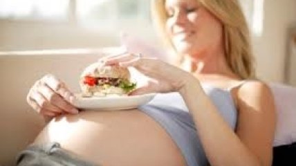 Употребление мяса во время беременности приводит к бесплодию детей
