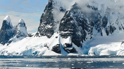 Ученые обнаружили странную постройку в Антарктиде