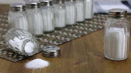 "Без соли жизнь невозможна": известный диетолог рассказала о пользе и вреде продукта