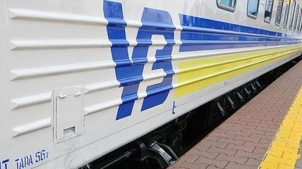 "Вся постель мокрая": украинцев возмутили условия в поезде Ворохта-Киев (фото, видео)